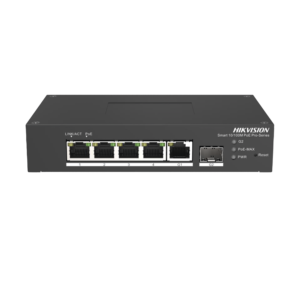 Switch PoE+ Industrial de Escritorio / Administrable / 4 Puertos 10/100 Mbps PoE+ / 1 Puerto 1000 Mbps Uplink / 1 Puertos